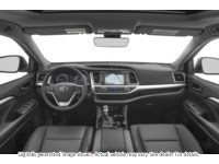 2019 Toyota Highlander AWD XLE | Sunroof | Leather | 8 Passenger Interior Shot 6