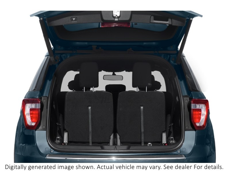 2018 Ford Explorer XLT 4WD Exterior Shot 4