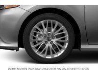 2020 Toyota Camry Hybrid Hybrid XLE Auto Exterior Shot 5