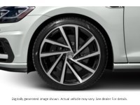 2018 Volkswagen Golf R 5-Door DSG Exterior Shot 5