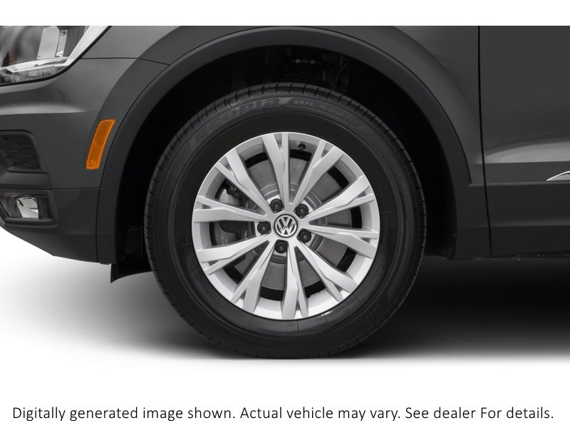 2018 Volkswagen Tiguan Comfortline 4MOTION *Ltd Avail* Exterior Shot 5
