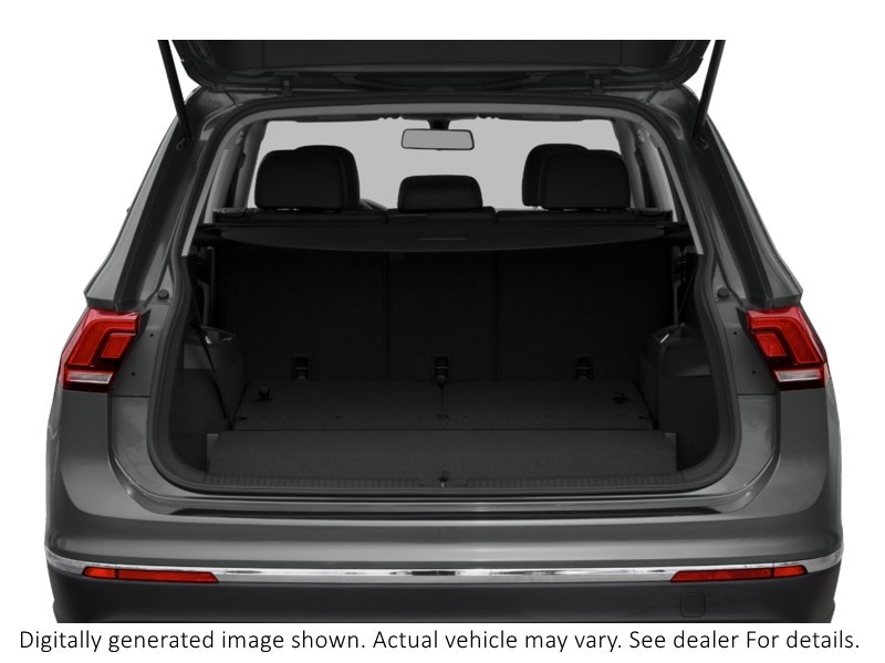 2018 Volkswagen Tiguan Comfortline 4MOTION *Ltd Avail* Exterior Shot 4