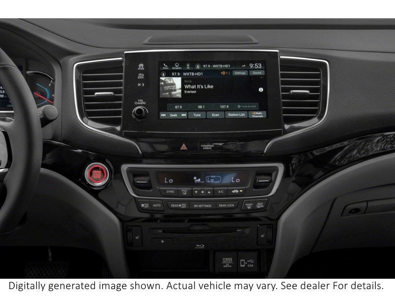 2021 Honda Pilot Touring 7-Passenger AWD Interior Shot 2