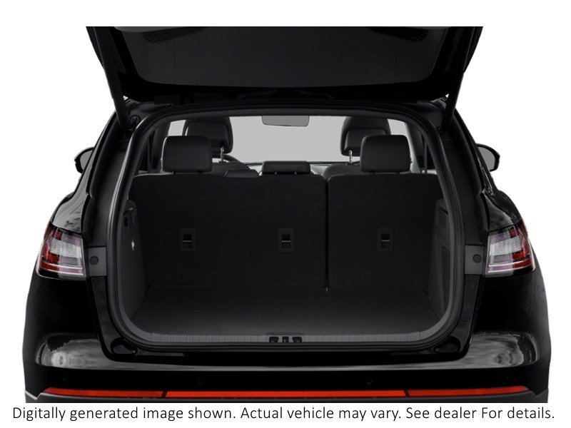 2019 Lincoln Nautilus Reserve AWD Exterior Shot 4