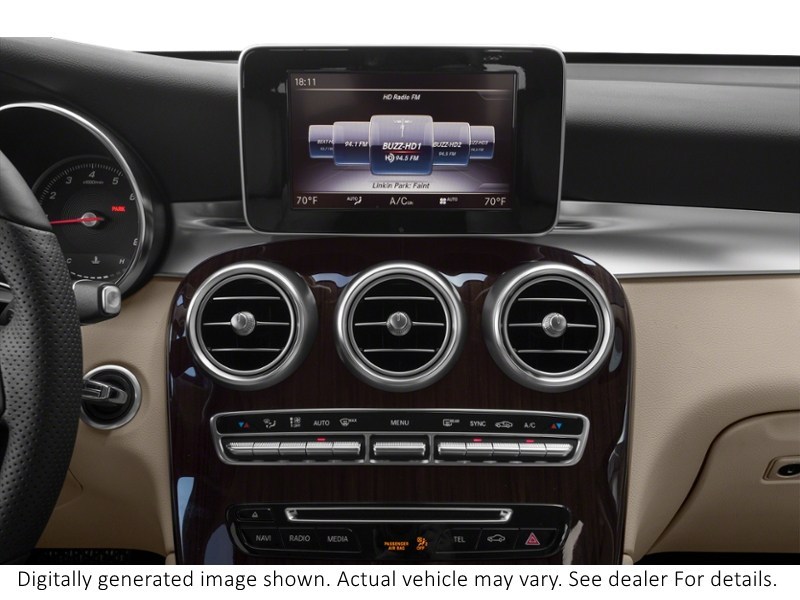 2019 Mercedes-Benz Glc 300 Glc 300 4Matic Suv Interior Shot 2