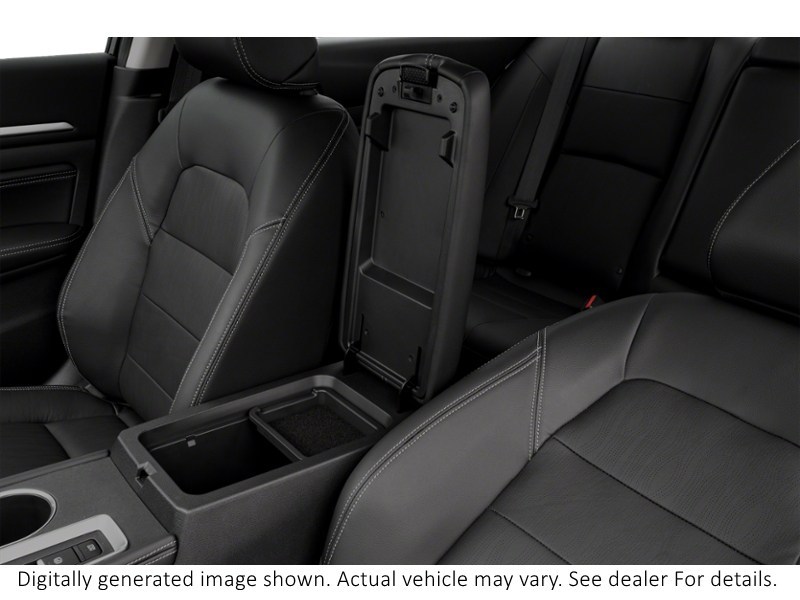 2020 Nissan Altima 2.5 Platinum Sedan Interior Shot 7
