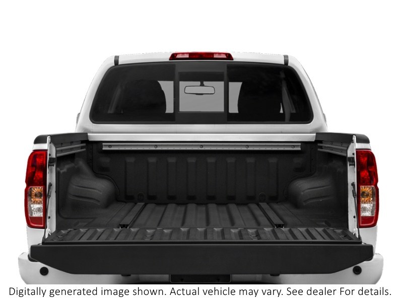 2019 Nissan Frontier Crew Cab Pro-4X Standard Bed 4X4 Auto Exterior Shot 4