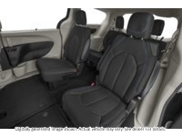 2022 Chrysler Pacifica Limited FWD Interior Shot 5