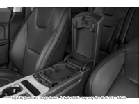 2022 Ford Edge Titanium AWD Interior Shot 7