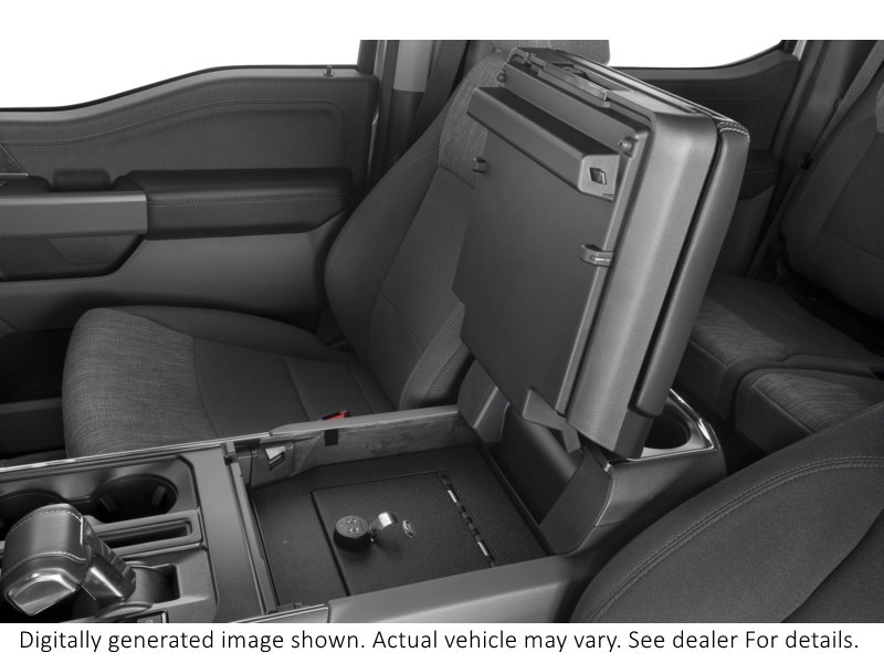2024 Ford F-150 Lightning XLT 4WD SuperCrew 5.5' Box Interior Shot 7