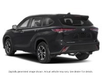 2026 Toyota Highlander XLE AWD Exterior Shot 9