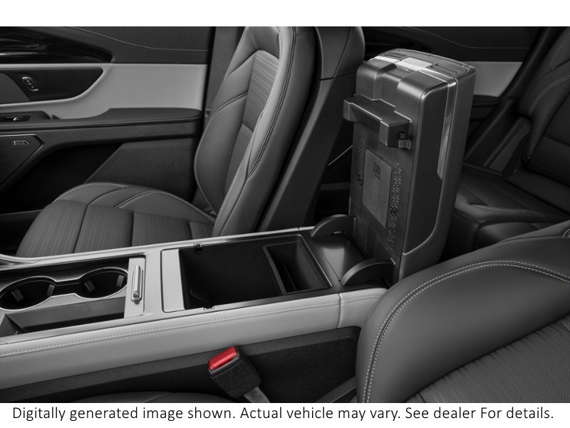 2026 Lincoln Nautilus Premiere AWD Interior Shot 7