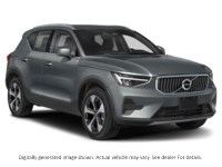 2025 Volvo XC40 B5 AWD Ultra Dark Theme Exterior Shot 8