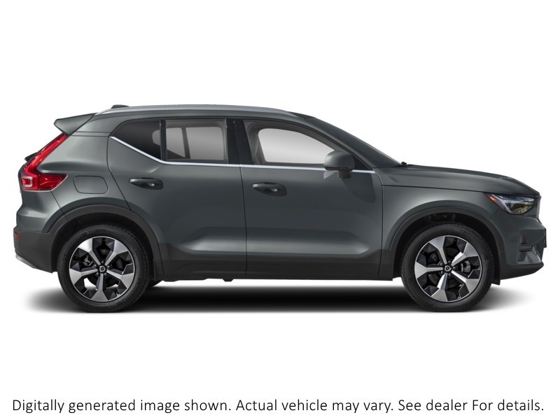 2025 Volvo XC40 B5 AWD Ultra Dark Theme Exterior Shot 10