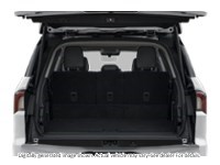 2026 Lincoln Navigator Reserve 4X4 Exterior Shot 4