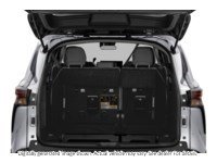 2025 Toyota Sienna LE 8-Passenger FWD Exterior Shot 4