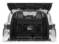 2026 Toyota Sienna XLE 8-Passenger FWD Exterior Shot 4
