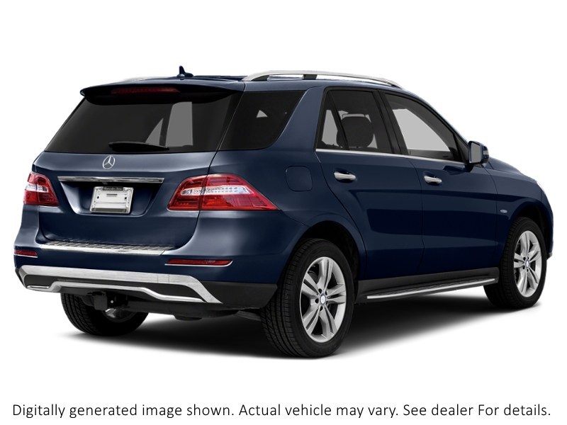 2013 Mercedes-Benz M-Class 4Matic 4Dr Ml 350 Bluetec Cavansite Blue Metallic  Shot 62