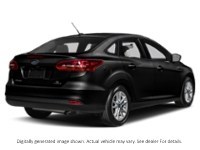 2015 Ford Focus 4Dr Sdn SE Tuxedo Black Metallic  Shot 32