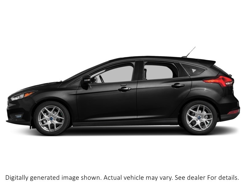 2015 Ford Focus 5Dr Hb SE Tuxedo Black Metallic  Shot 3