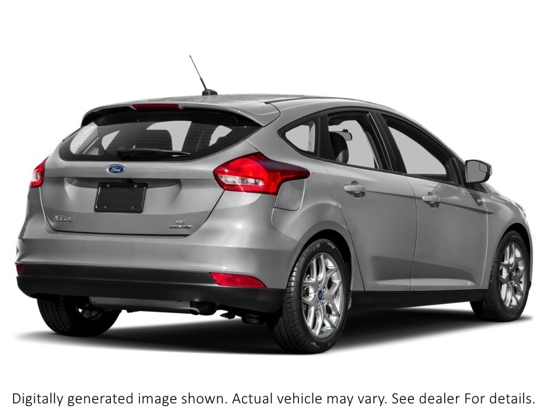 2015 Ford Focus 5Dr Hb SE Ingot Silver Metallic  Shot 42