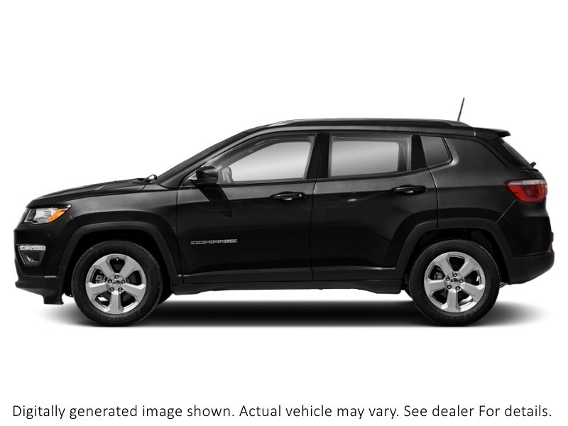 2018 Jeep Compass North 4X4 Diamond Black Crystal Pearl  Shot 47