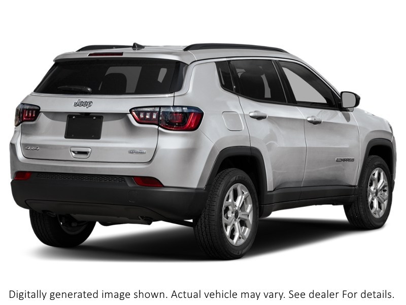 2025 Jeep Compass Altitude 4X4 Silver Zynith Metallic  Shot 2