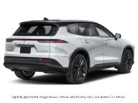 2025 Toyota Crown Signia Limited AWD Oxygen White w/Black Roof  Shot 2